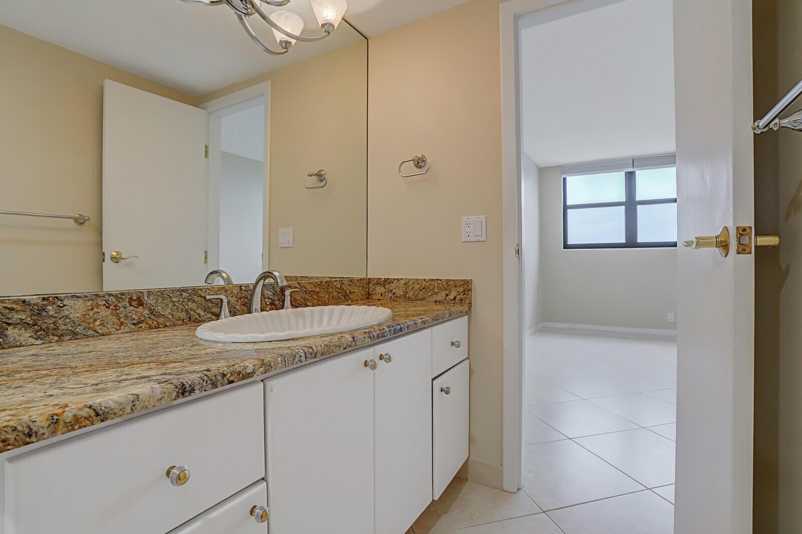 336 Golfview Road 1115 photo 25