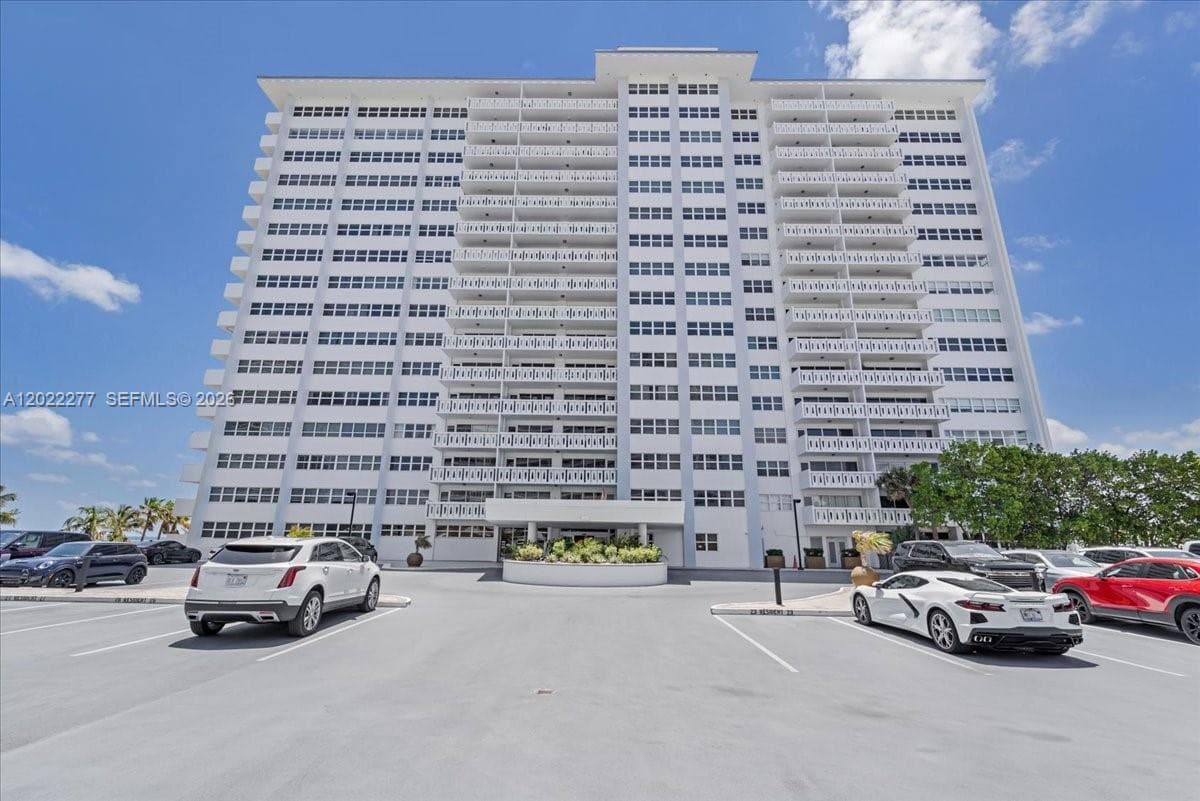 2100 Ocean Dr 10E photo 6