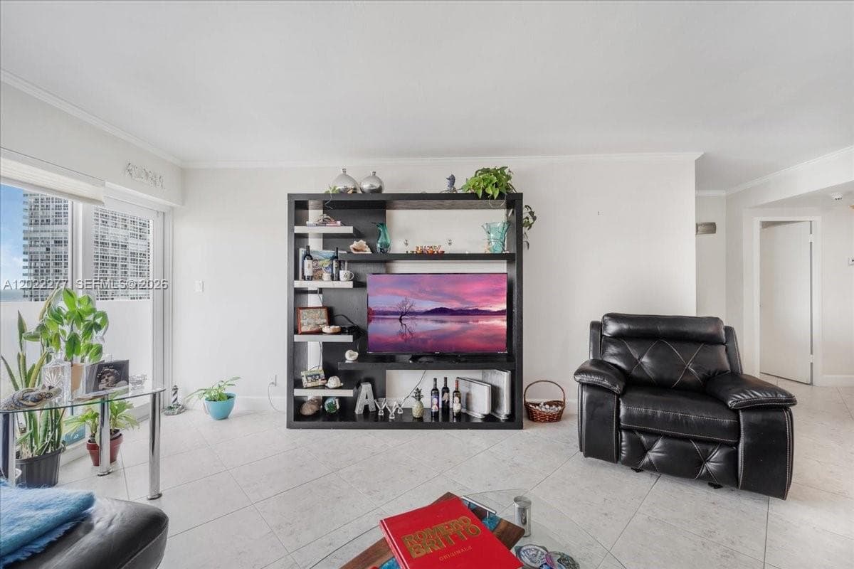 2100 Ocean Dr 10E photo 22