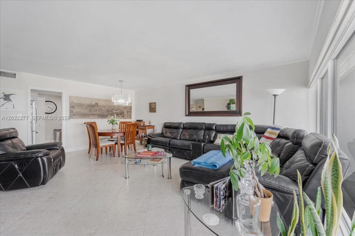2100 Ocean Dr 10E photo 20
