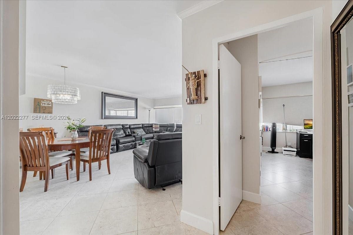 2100 Ocean Dr 10E photo 14