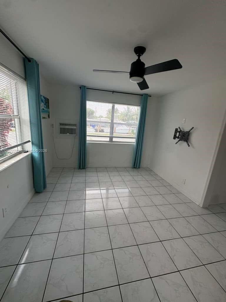 3210 Canal Dr 5 photo 21