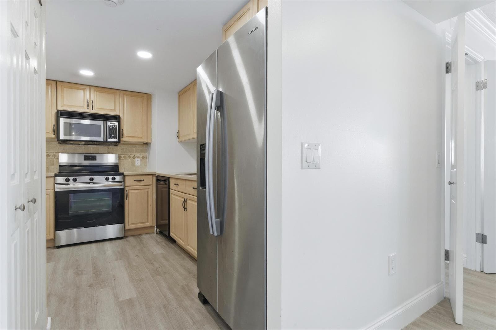 5600 N Flagler Drive 1605 photo 5