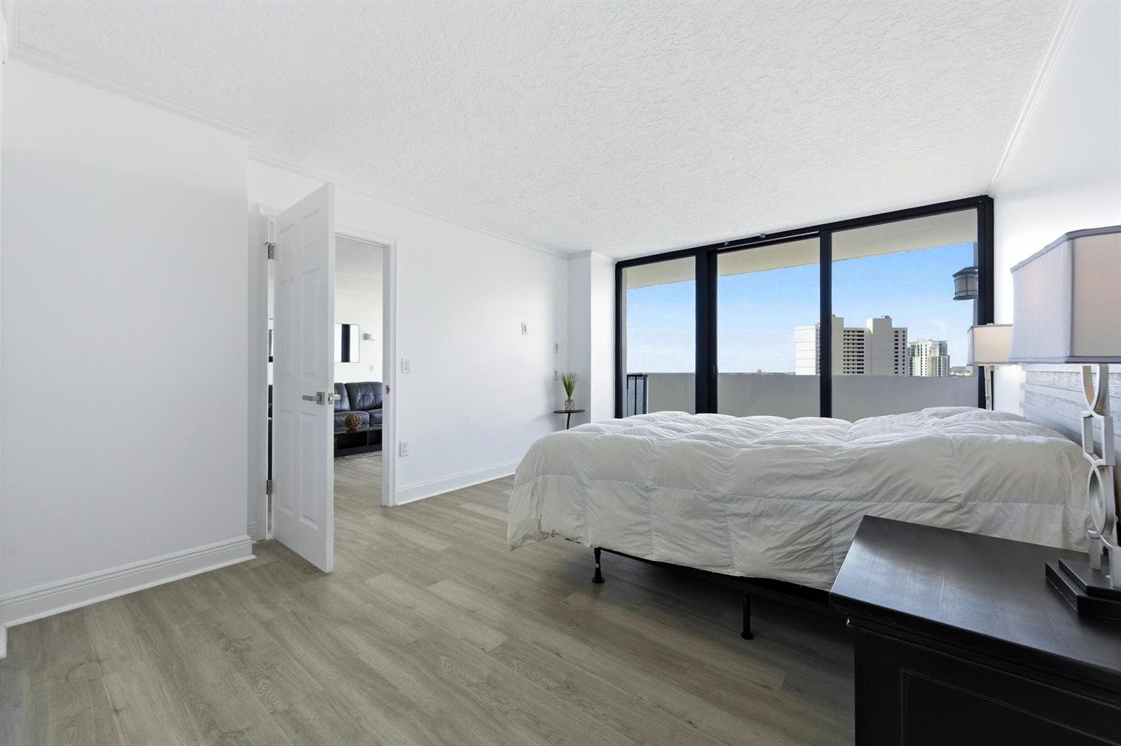 5600 N Flagler Drive 1605 photo 10