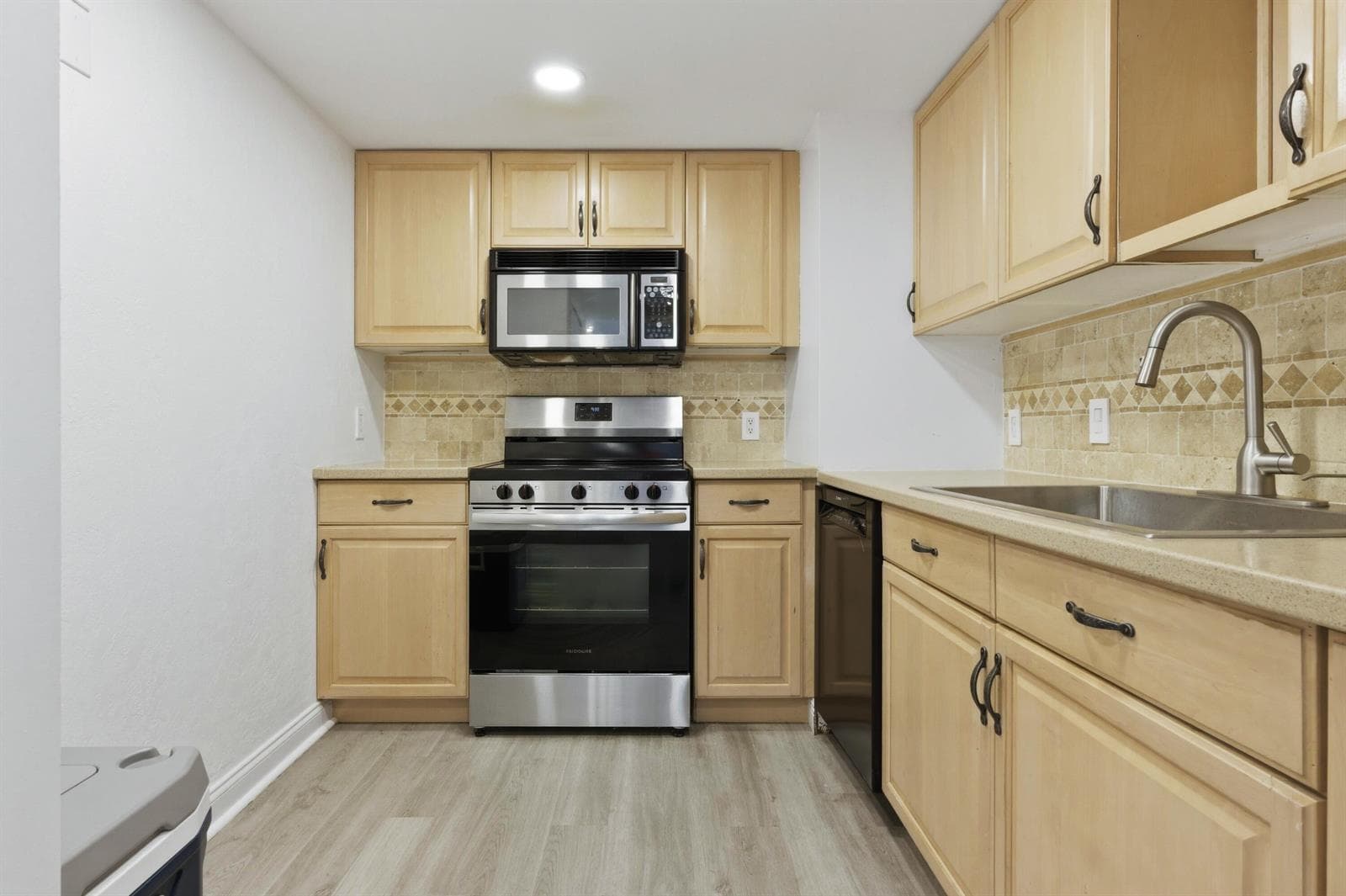 5600 N Flagler Drive 1605 photo 4
