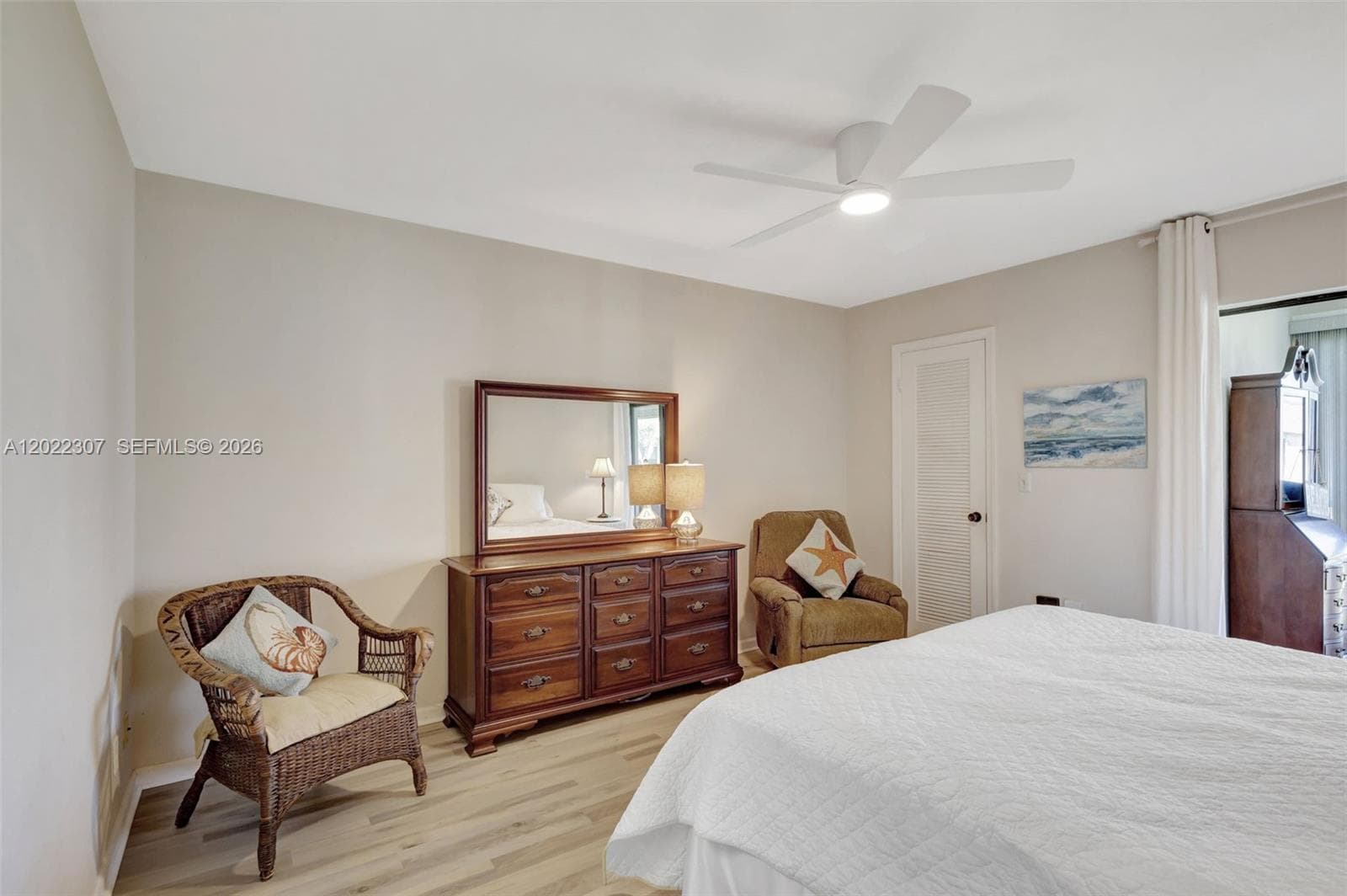 755 Saturn St G202 photo 19