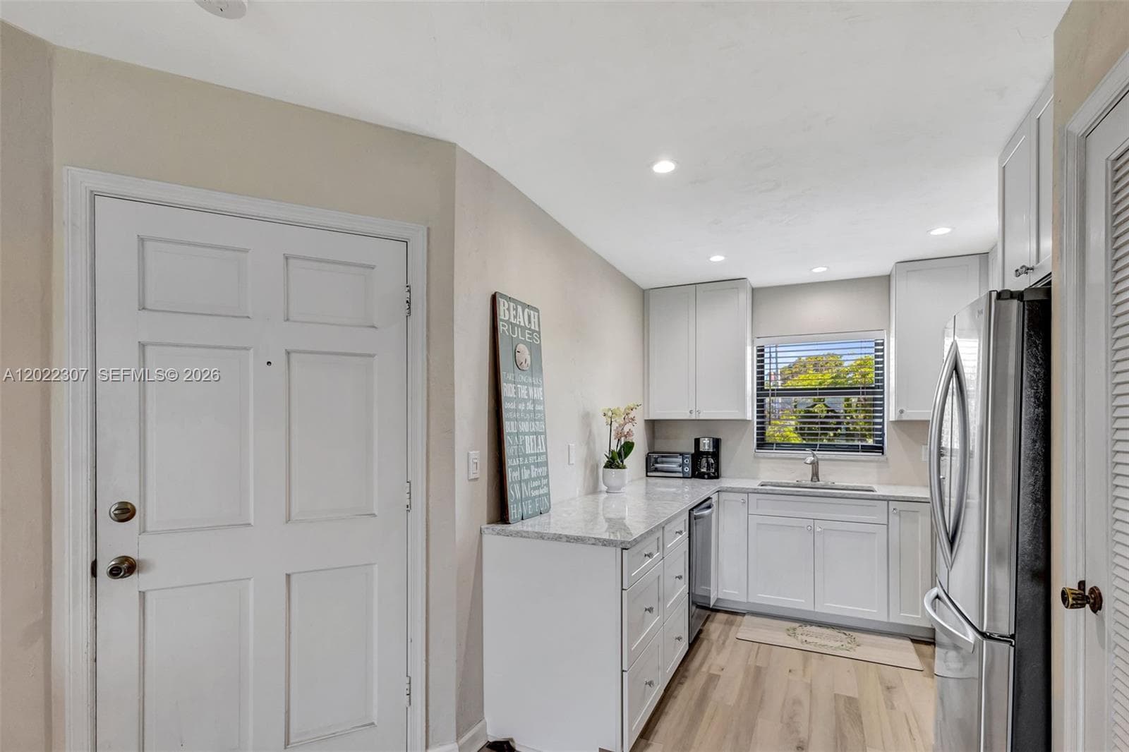755 Saturn St G202 photo 21