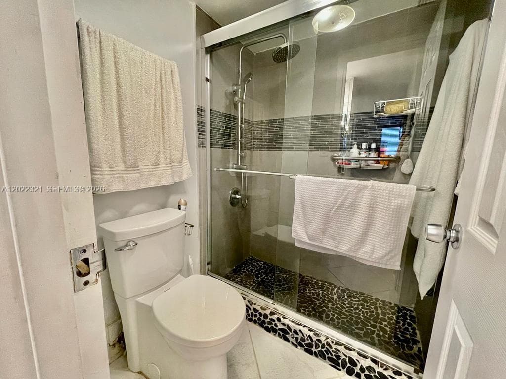2030 S Ocean Dr 801 photo 3