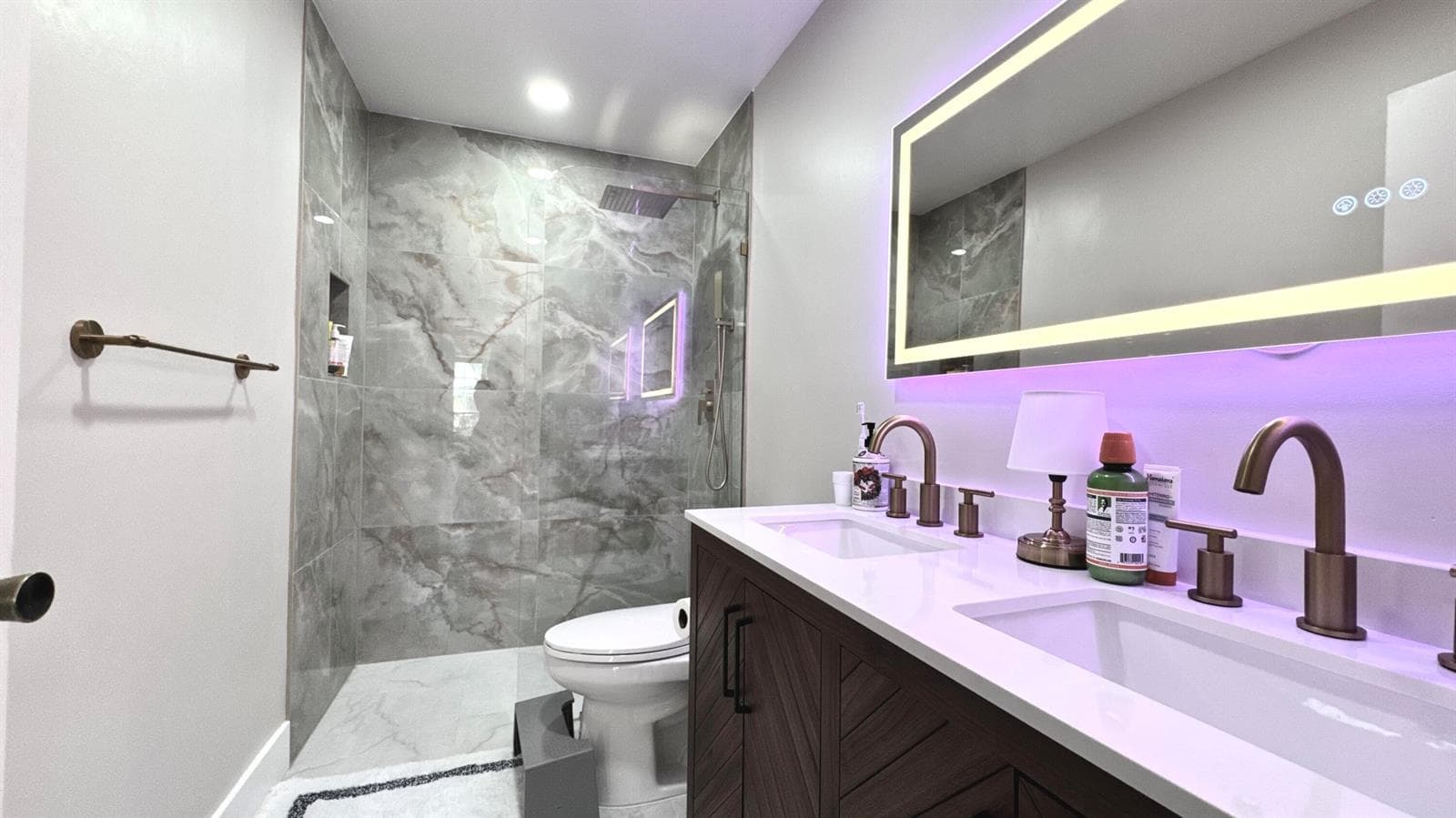 5016 Heatherhill Lane 10 photo 7