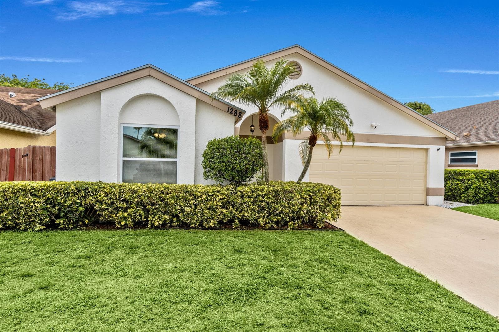 1288 Waterway Cove Drive photo 3