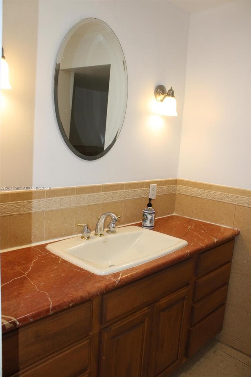 6371 109th Ct 0 photo 11