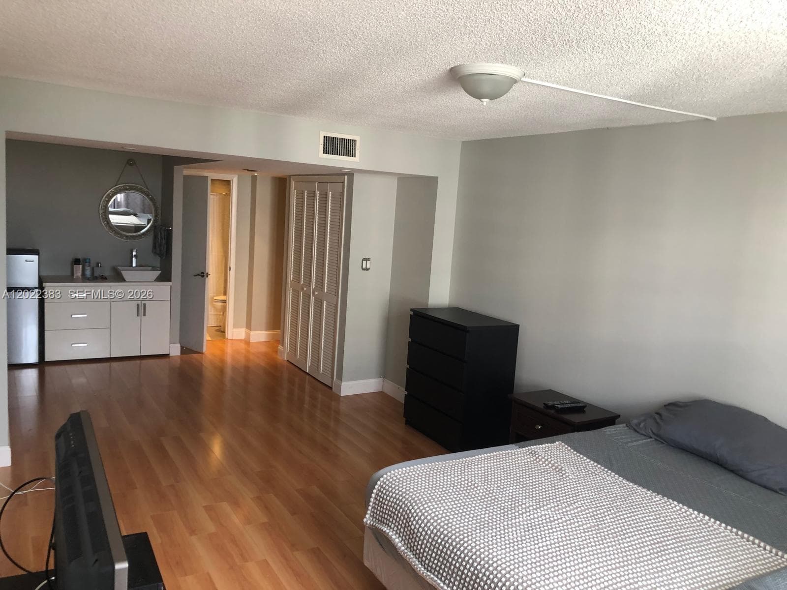 18021 Biscayne Blvd 1701/2 photo 18