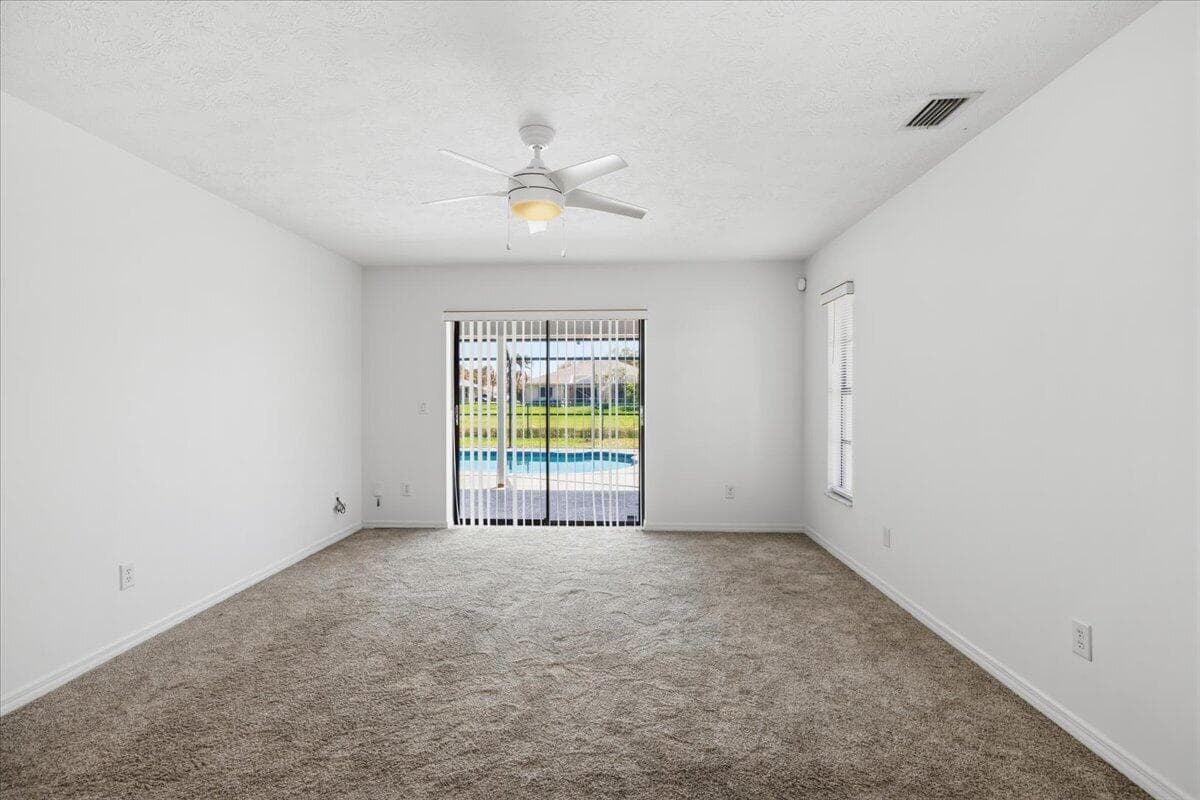 1902 SE Gaskins Circle photo 12