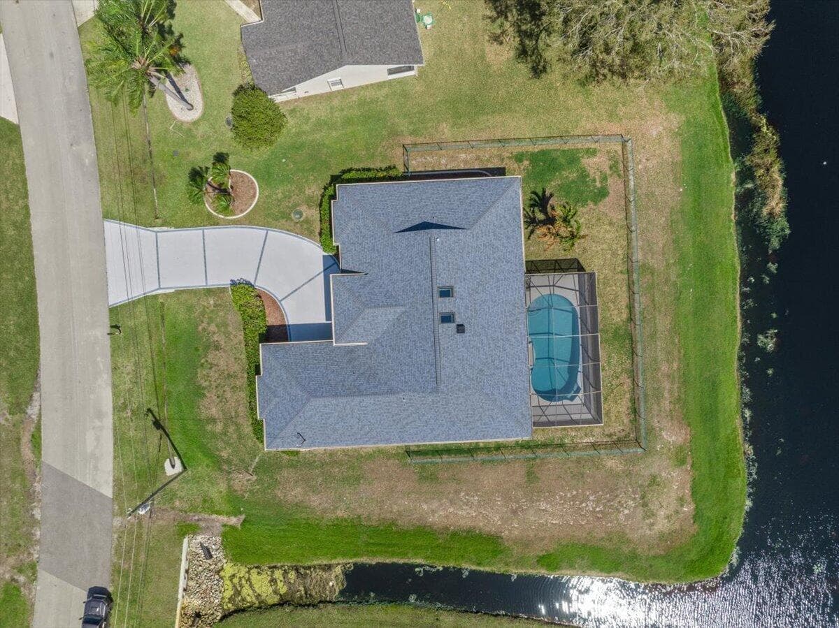 1902 SE Gaskins Circle photo 20