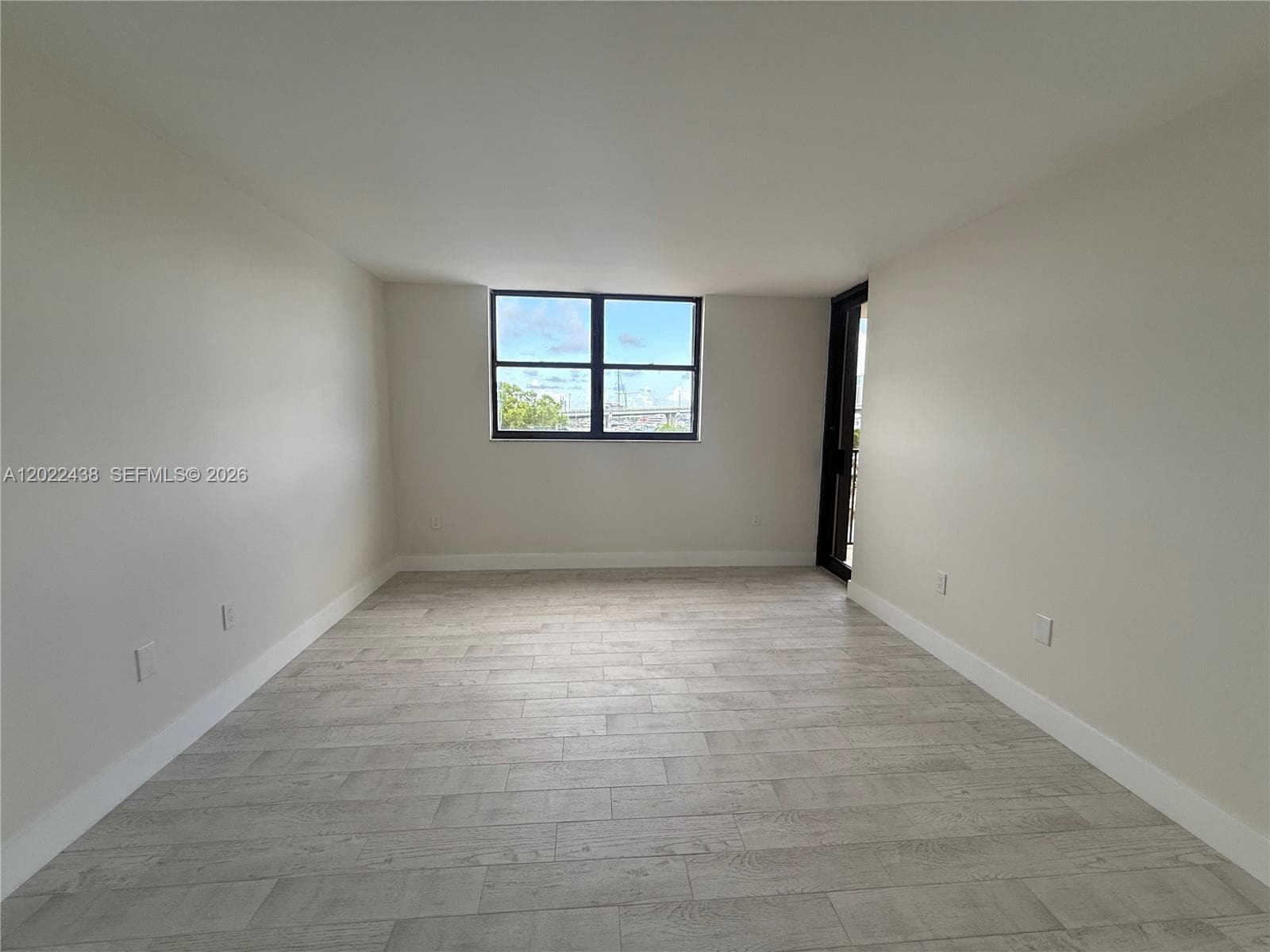 801 Venetian Dr 408 photo 25