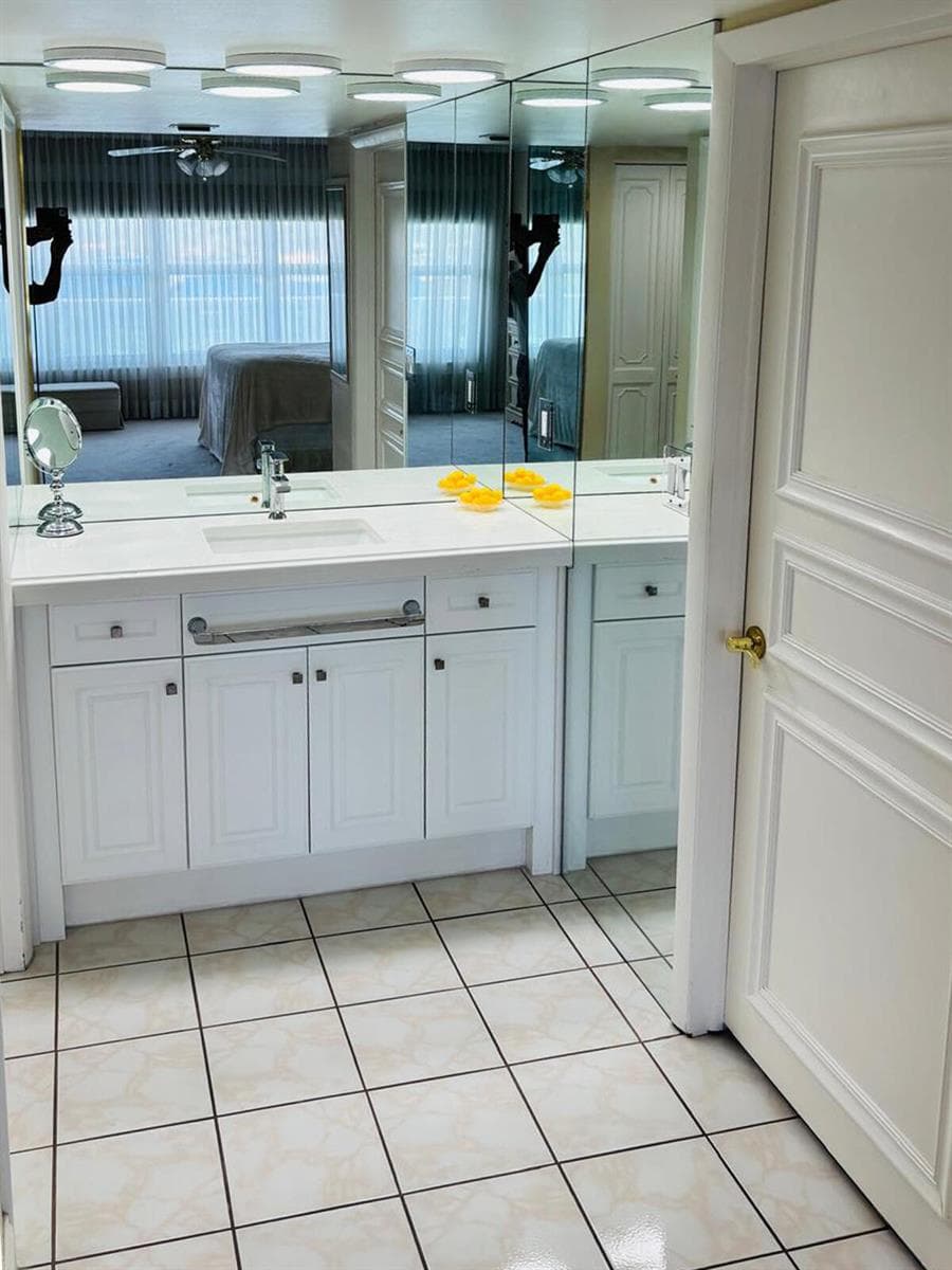 3900 Galt Ocean Drive 608 photo 14