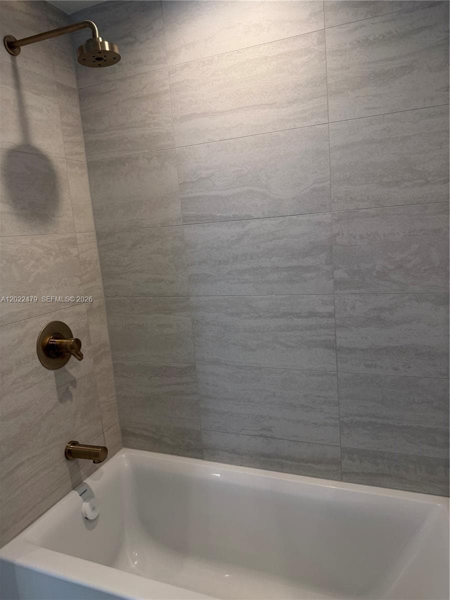 77 5st 2306 photo 22