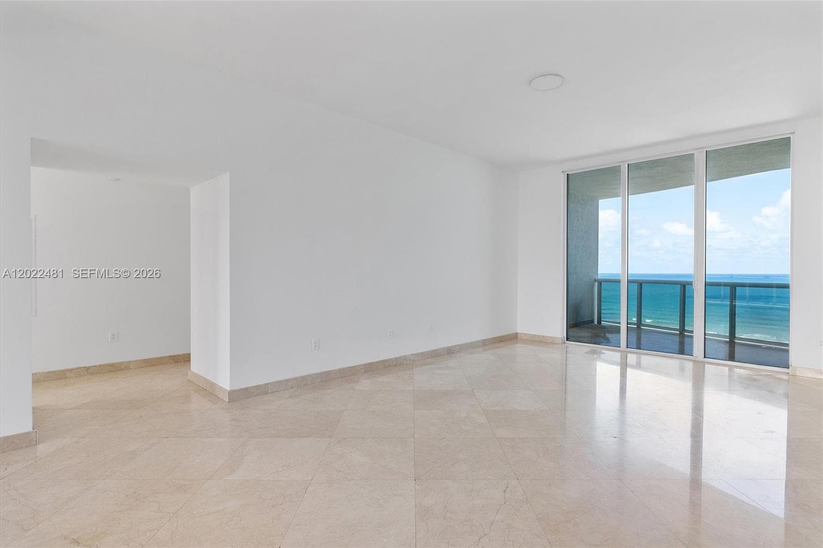 15901 Collins Ave 904 photo 6