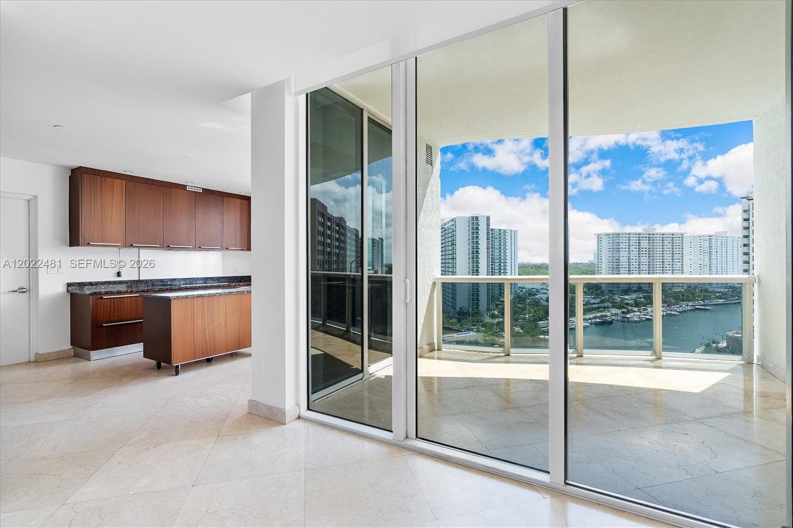 15901 Collins Ave 904 photo 13