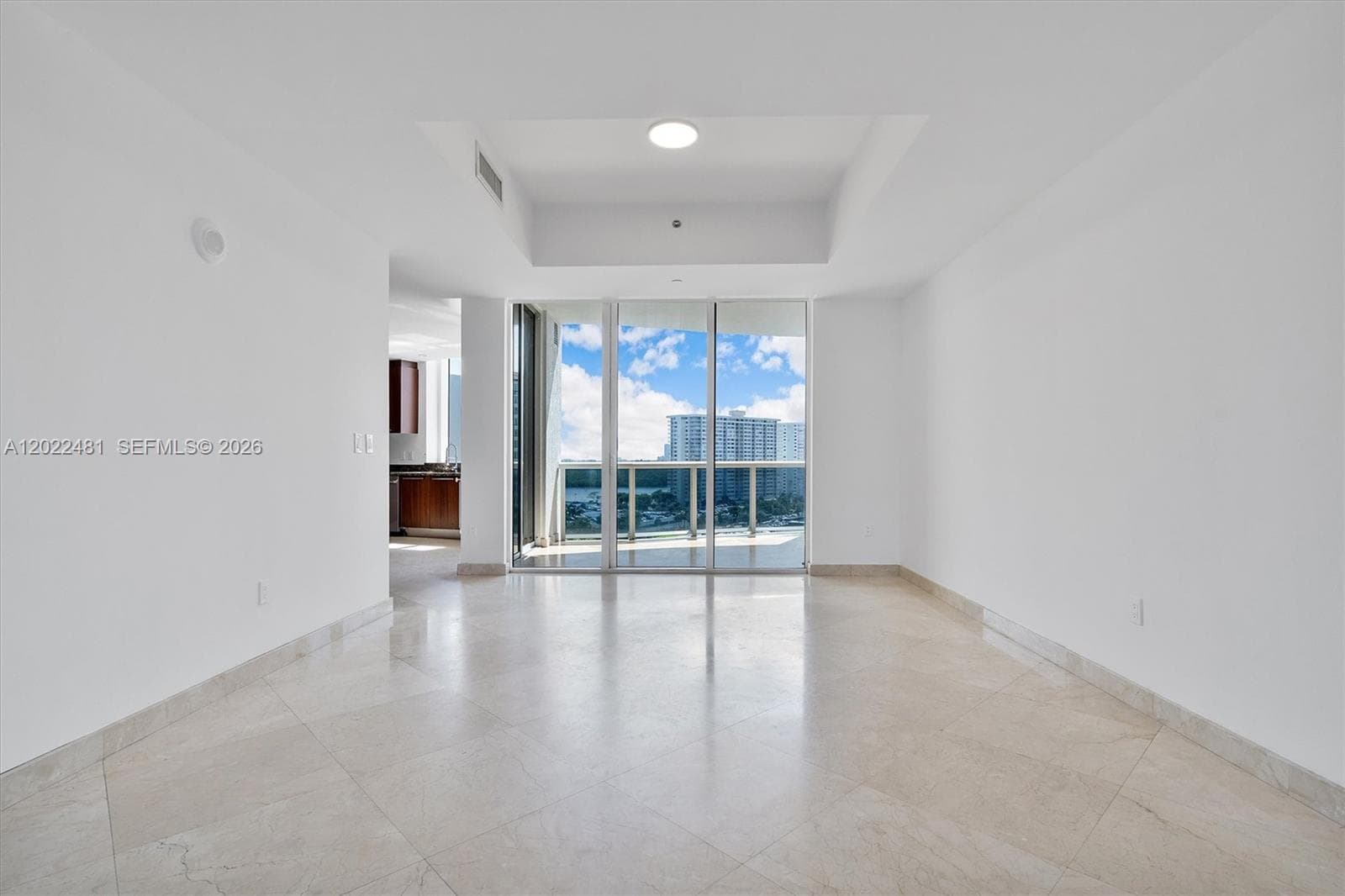 15901 Collins Ave 904 photo 11