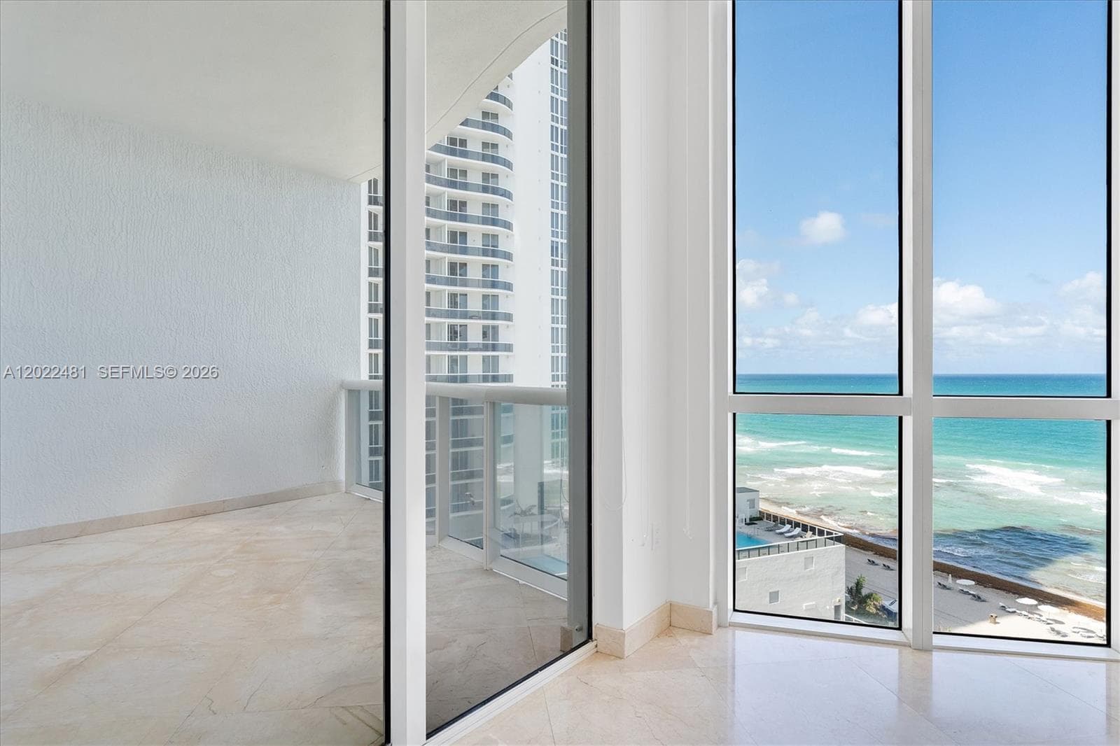 15901 Collins Ave 904 photo 25