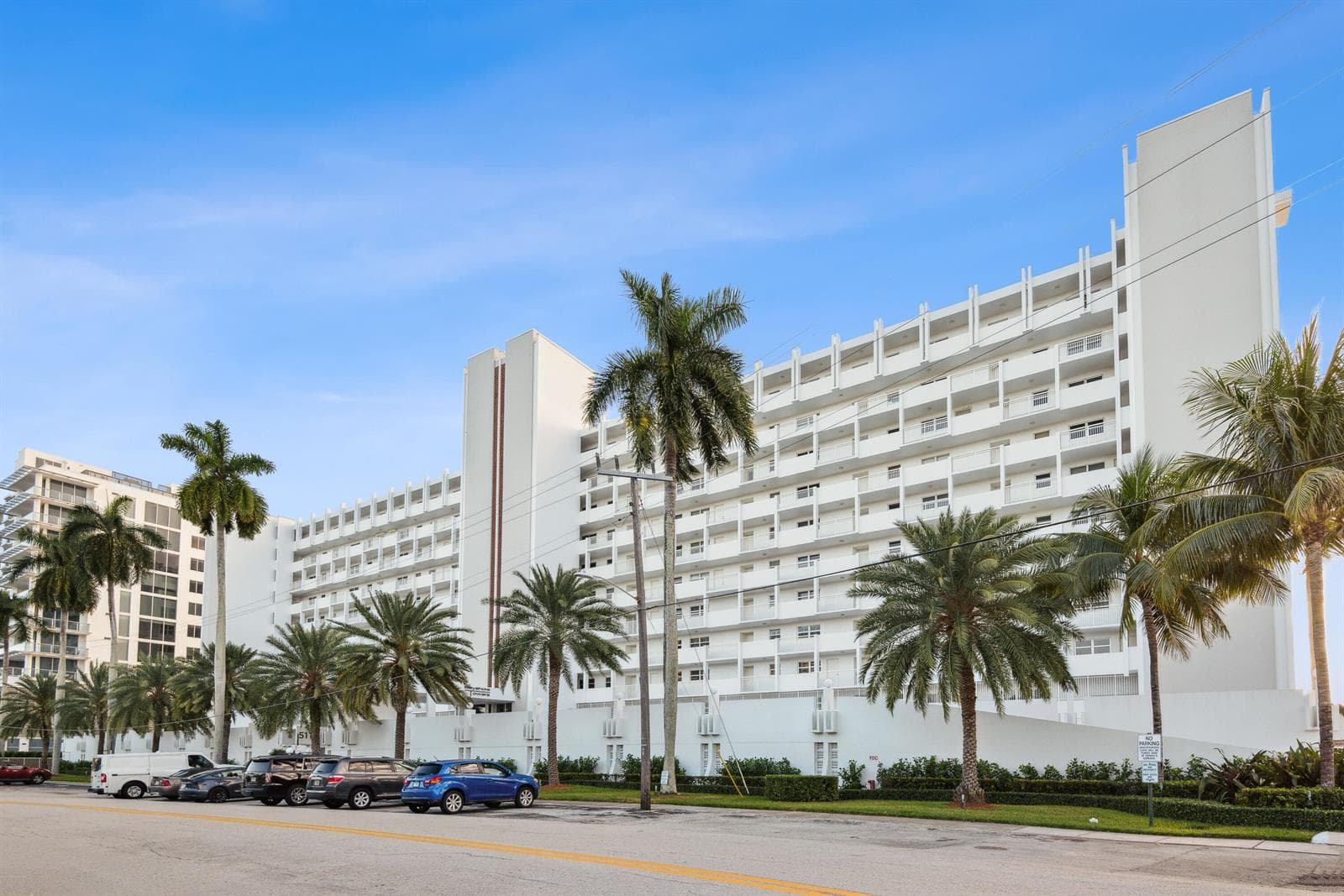 511 Bayshore Drive 206 photo 23