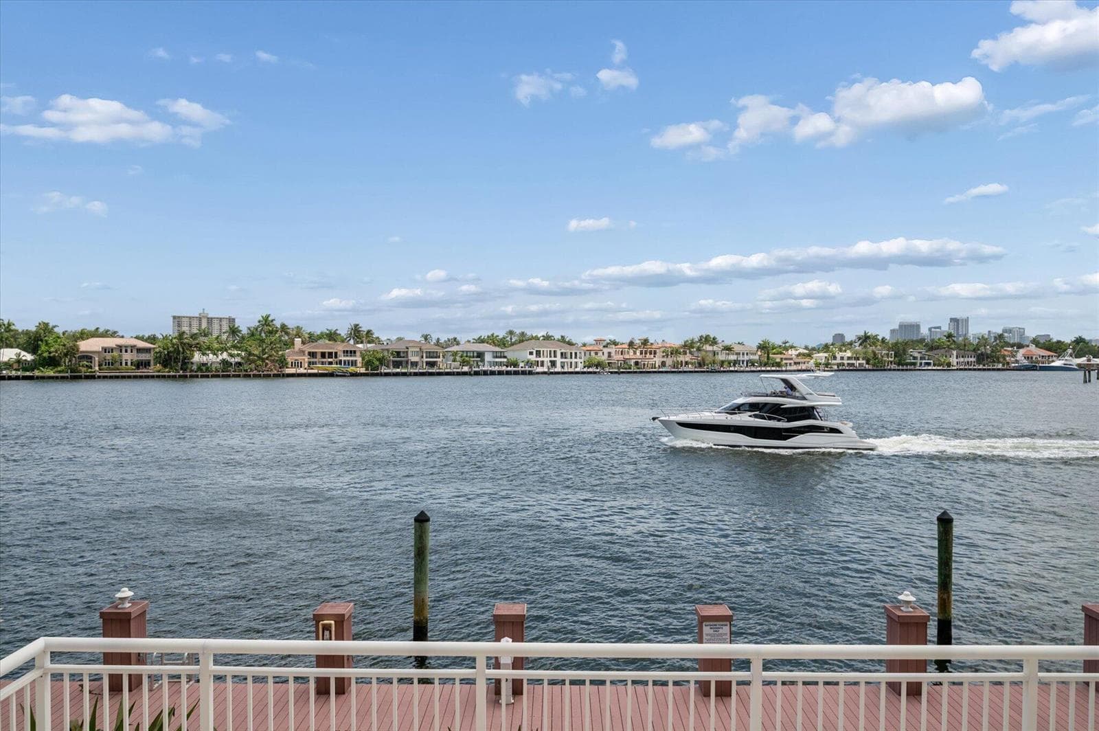511 Bayshore Drive 206 photo 1
