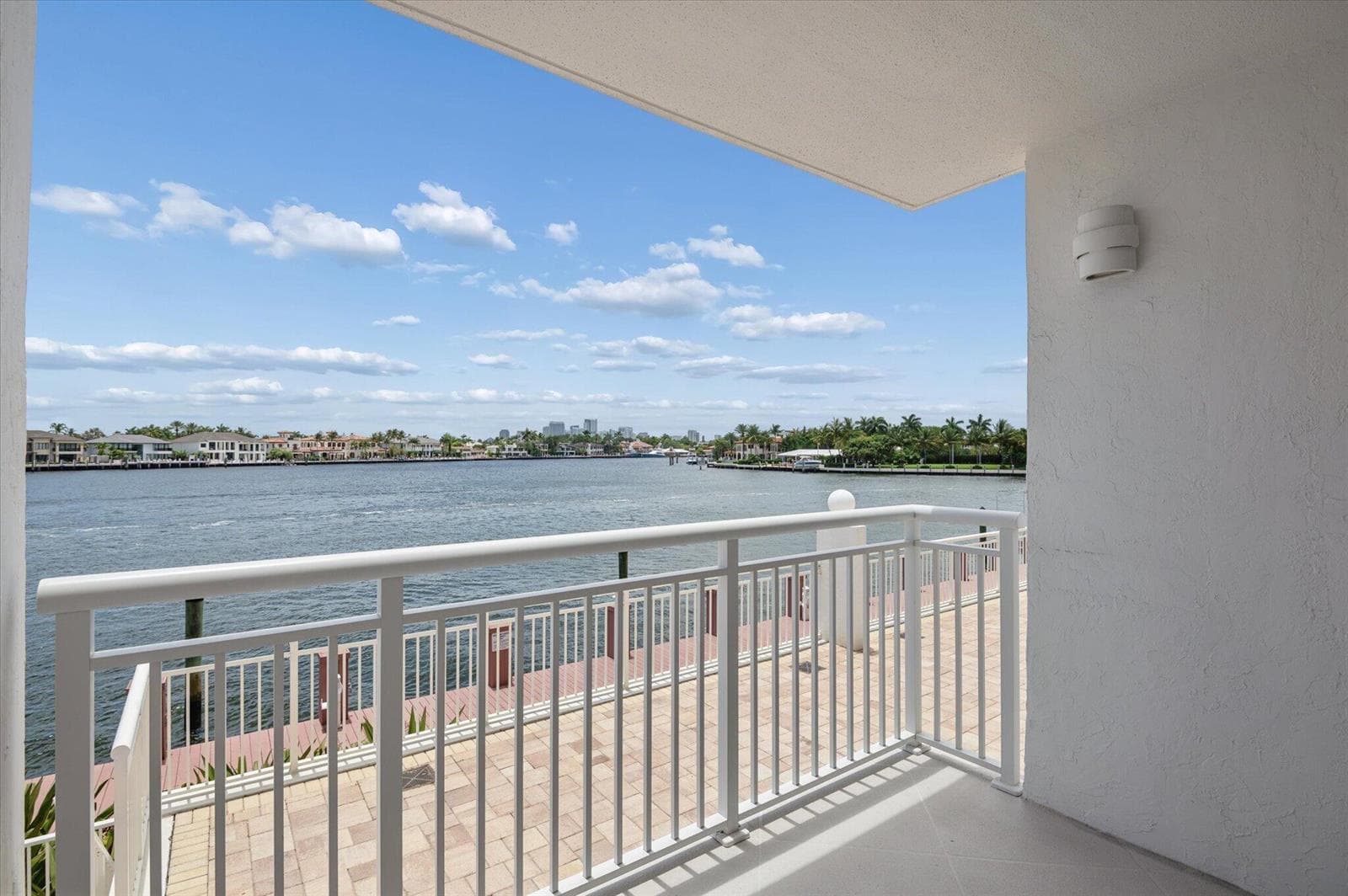 511 Bayshore Drive 206 photo 14