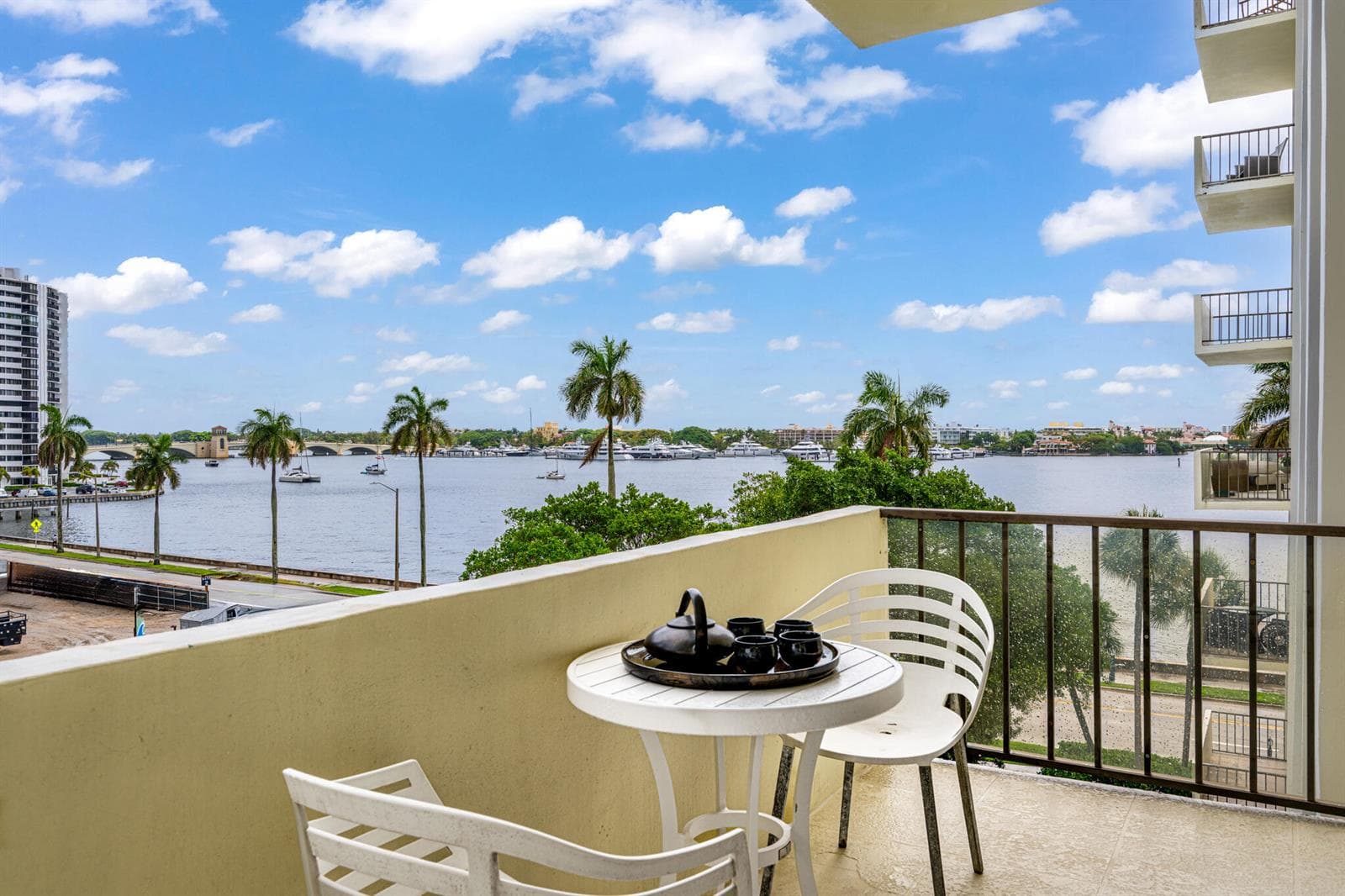 1501 S Flagler Drive 5c photo 2