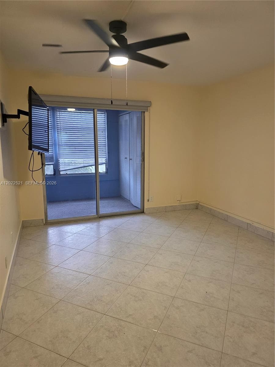 145 Brittany D 145 photo 14