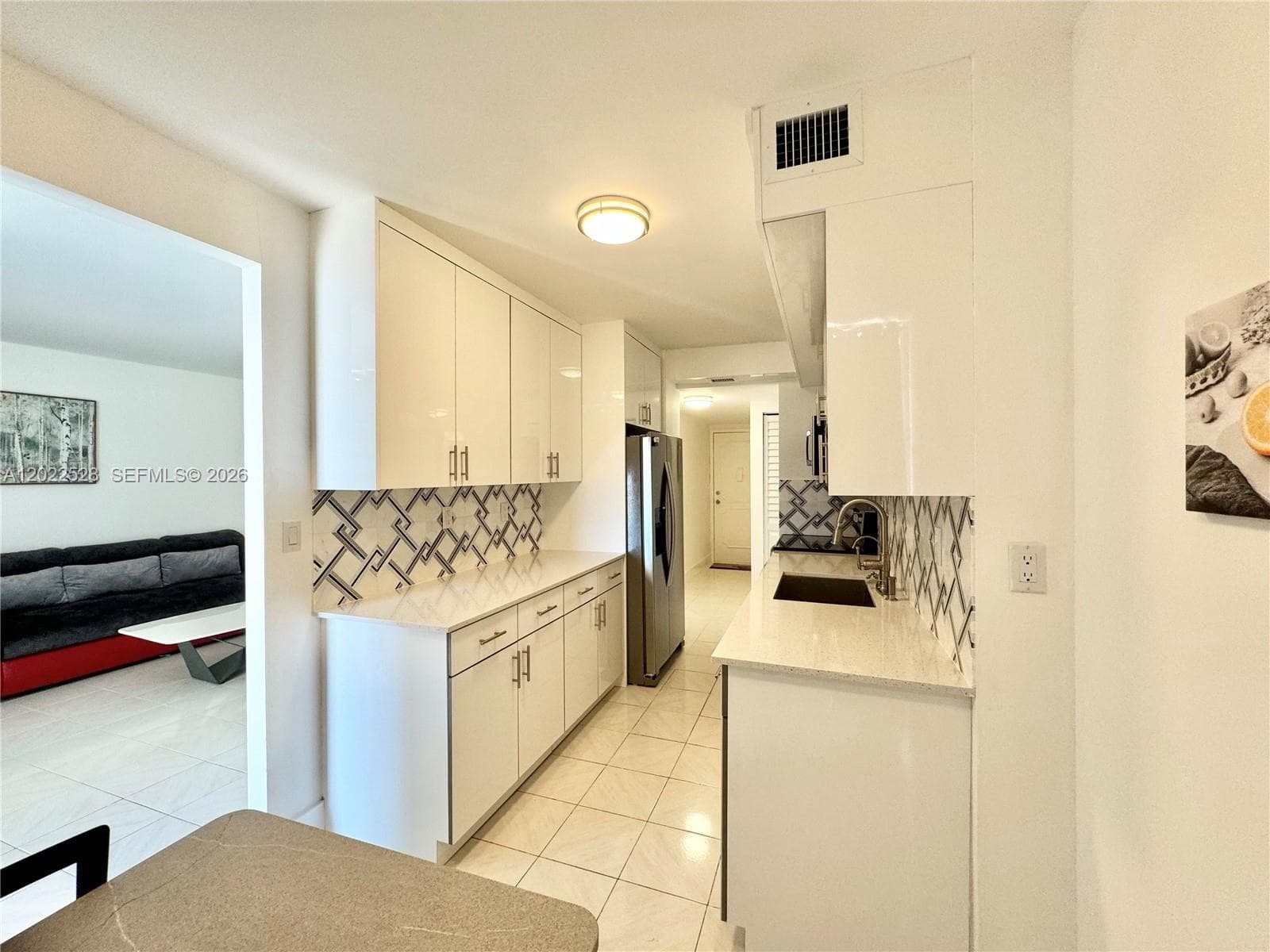 230 174th St 2316 photo 15