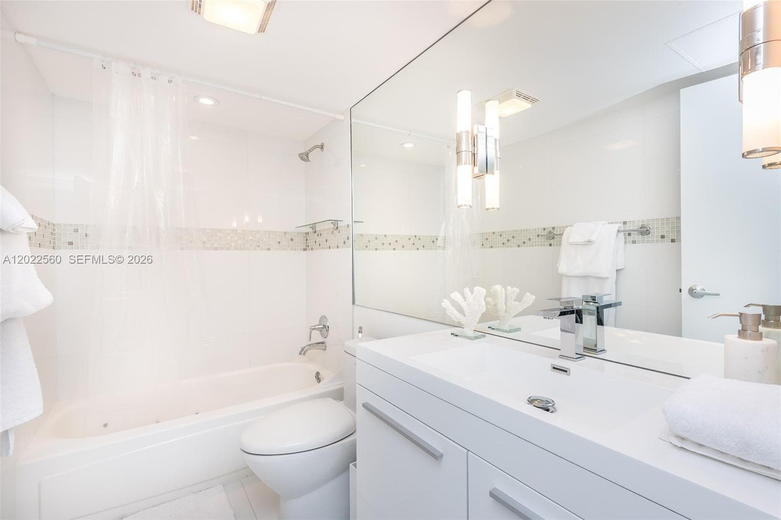 10275 Collins Ave 706 photo 23