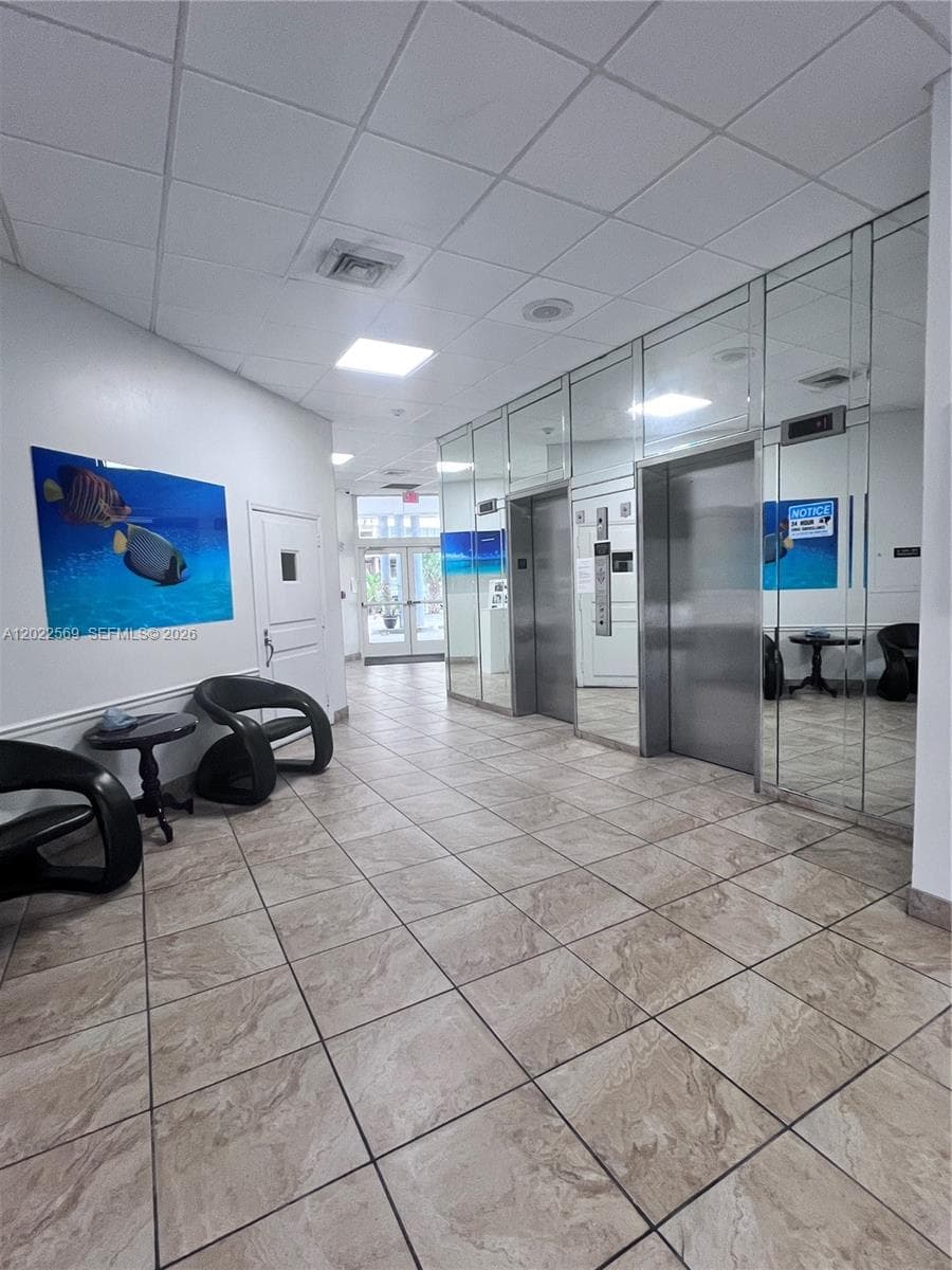 1801 Ocean Dr 536 photo 12
