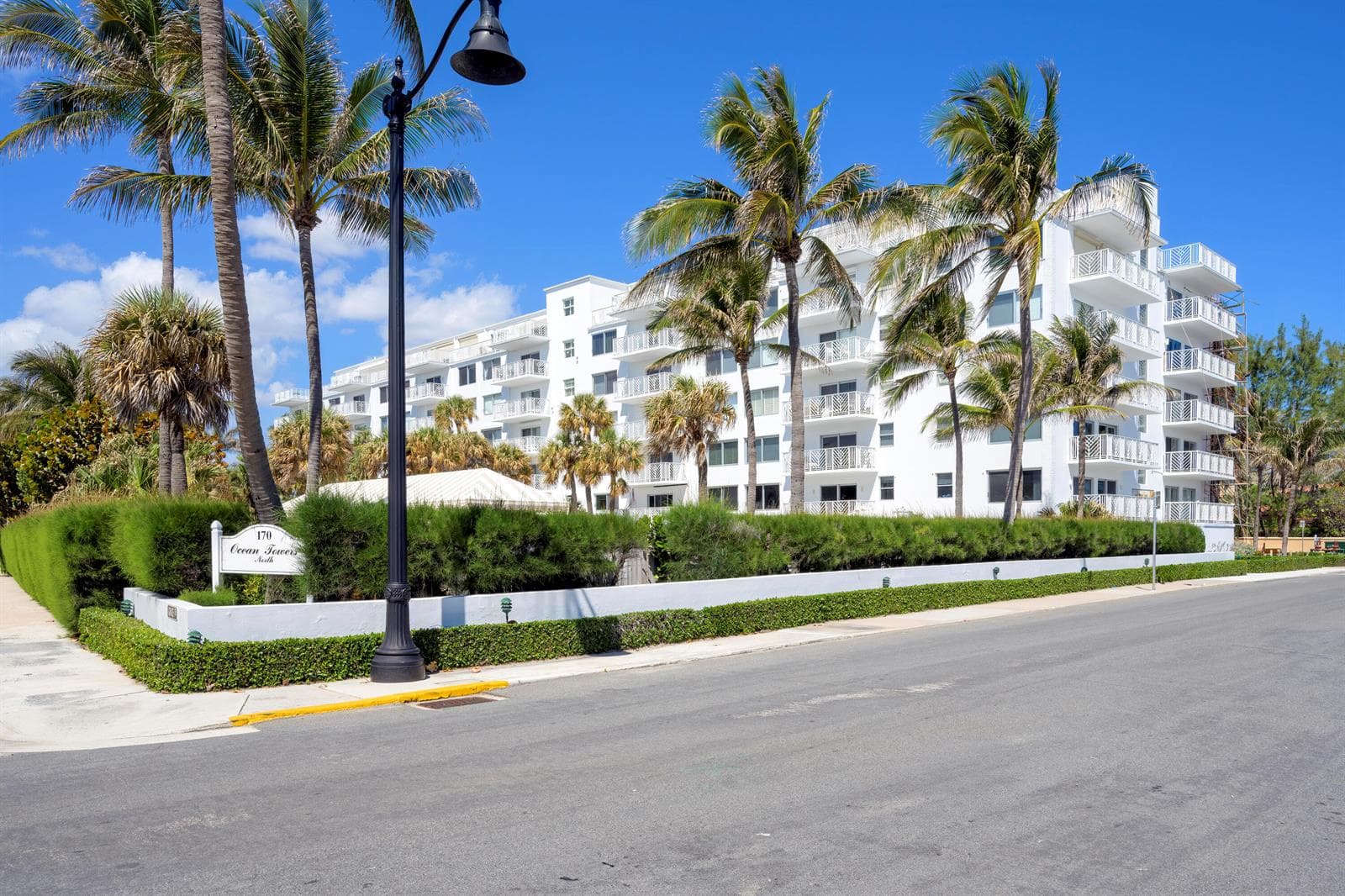 170 N Ocean Boulevard 305 photo 1