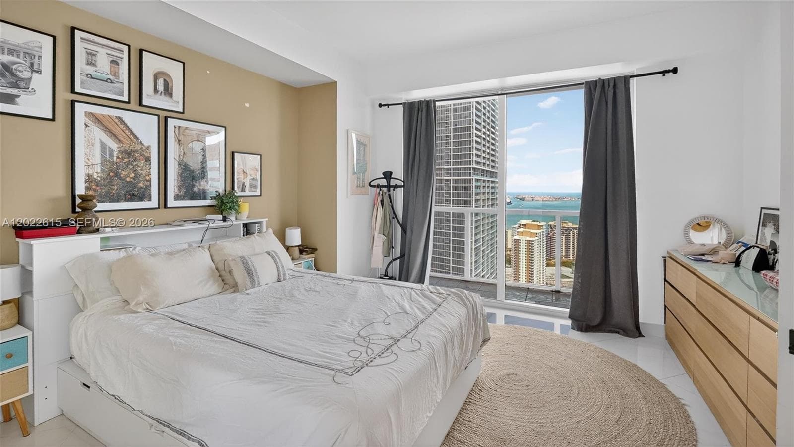 500 Brickell Ave 4102 photo 21