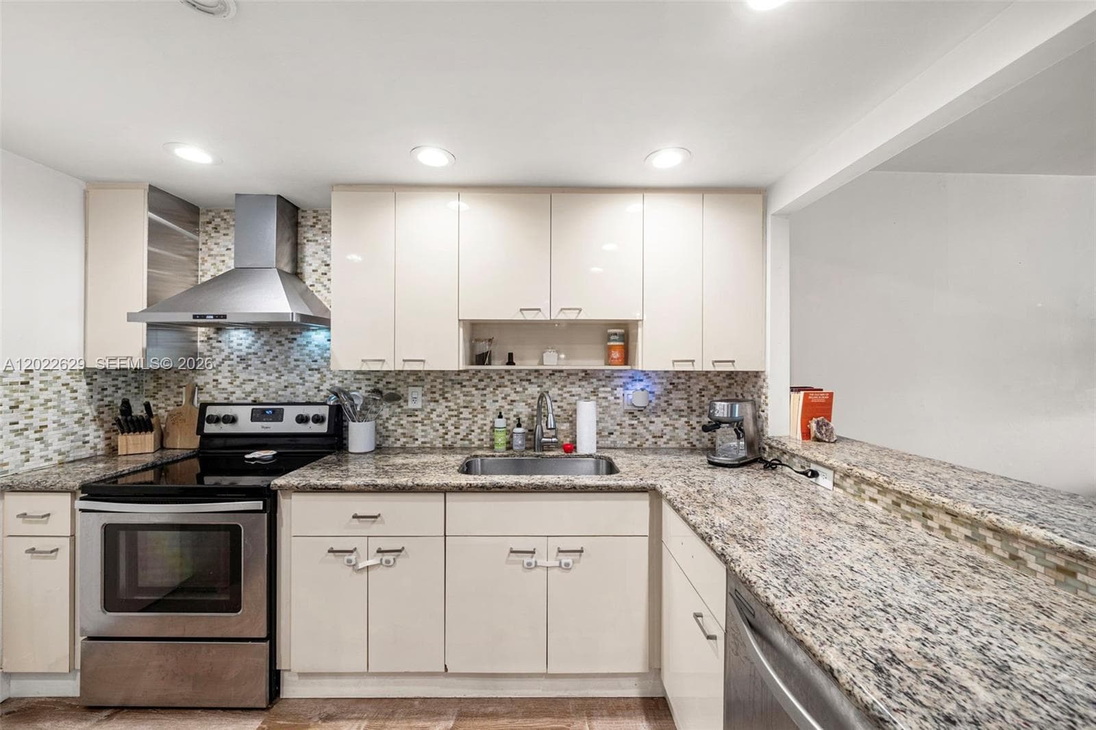 100 Edgewater Dr 329 photo 8