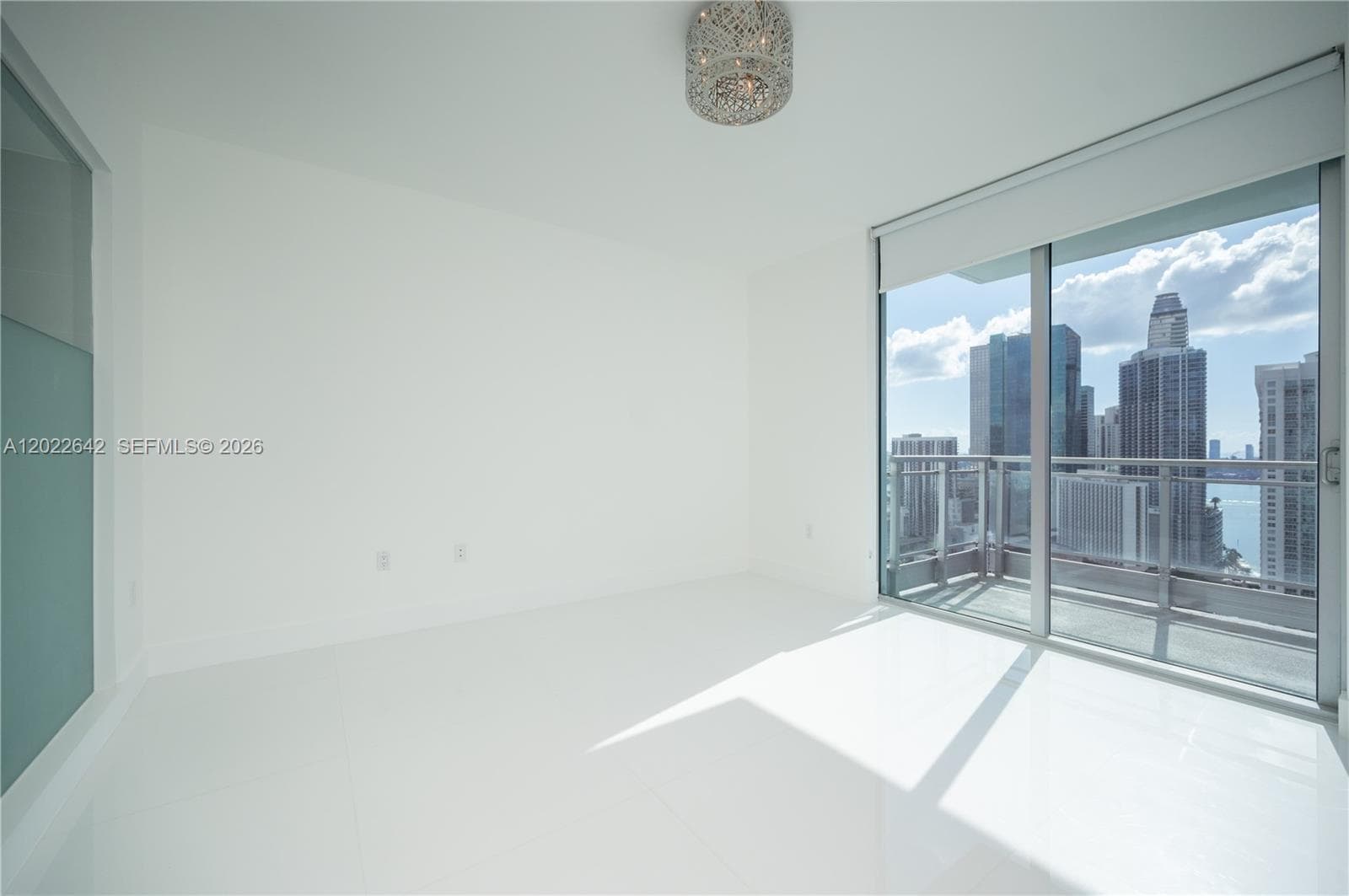 92 3rd St 3411 photo 6