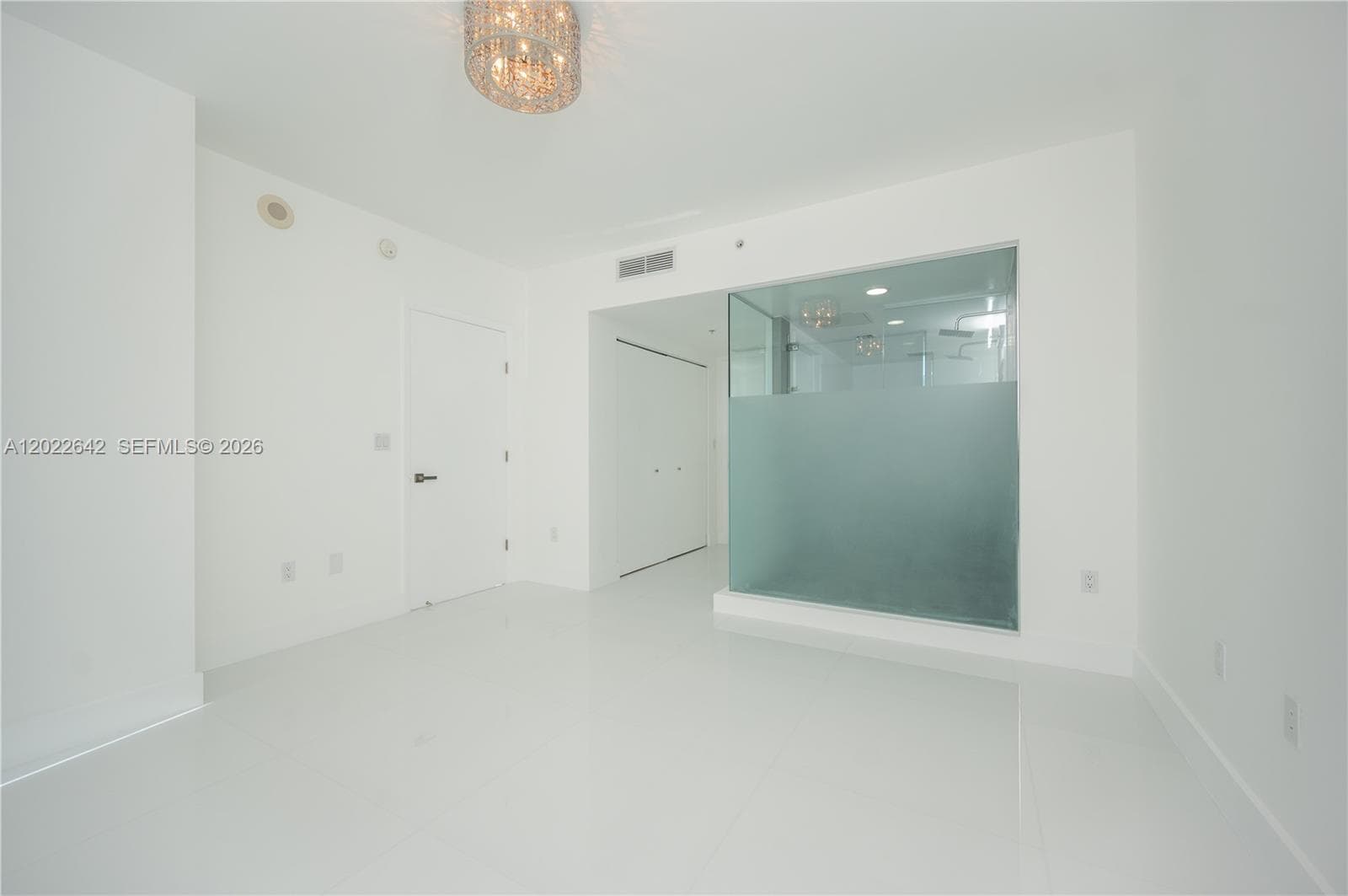 92 3rd St 3411 photo 5
