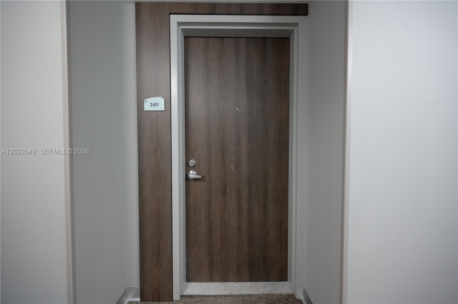 92 3rd St 3411 photo 24