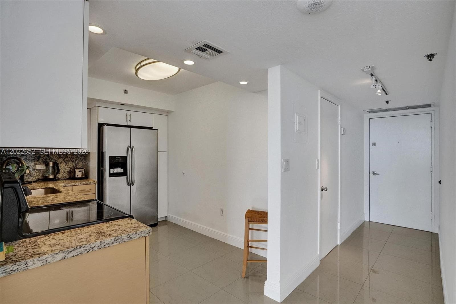 20515 E Country Club Dr 1641 photo 6