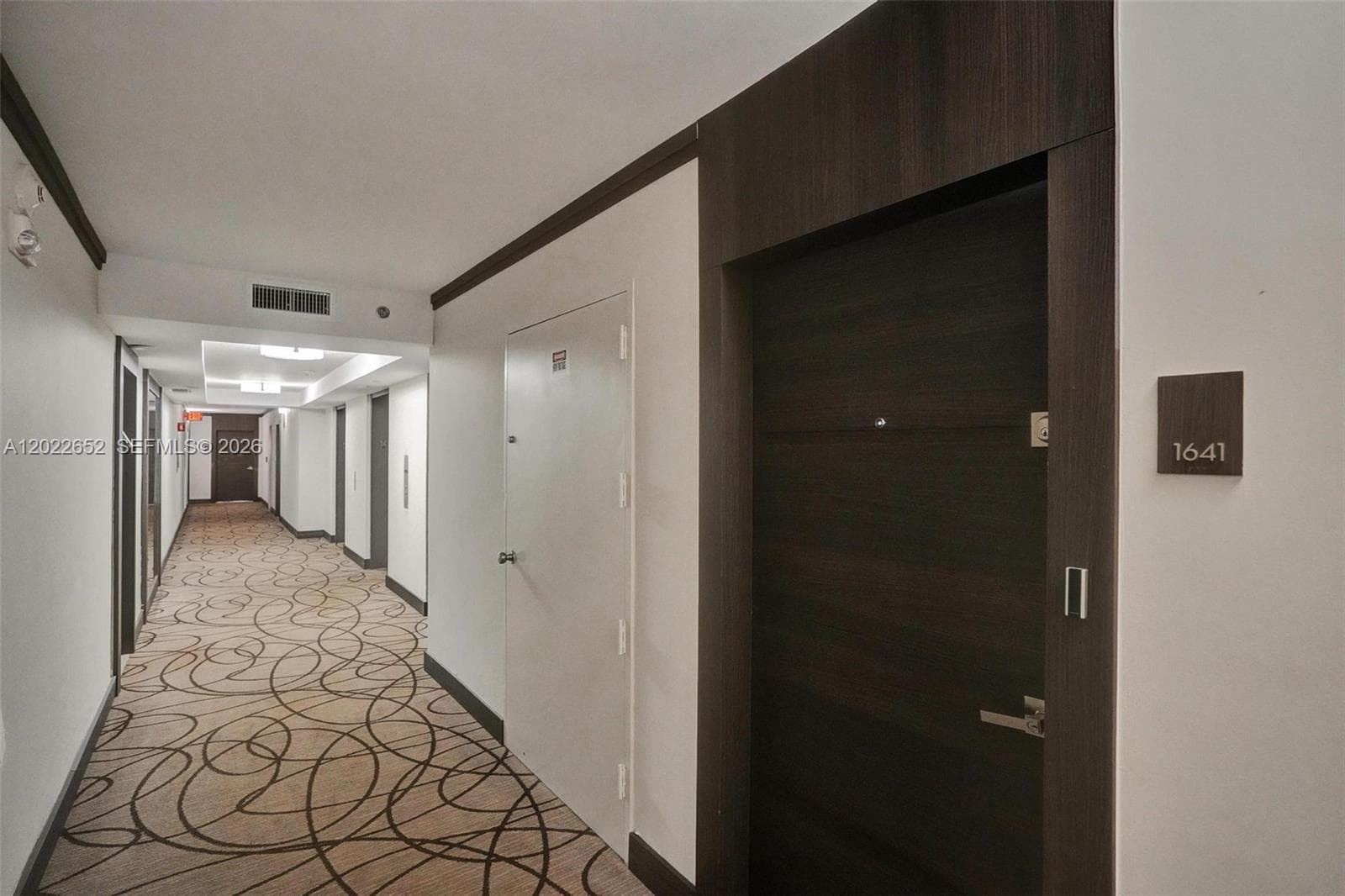 20515 E Country Club Dr 1641 photo 5
