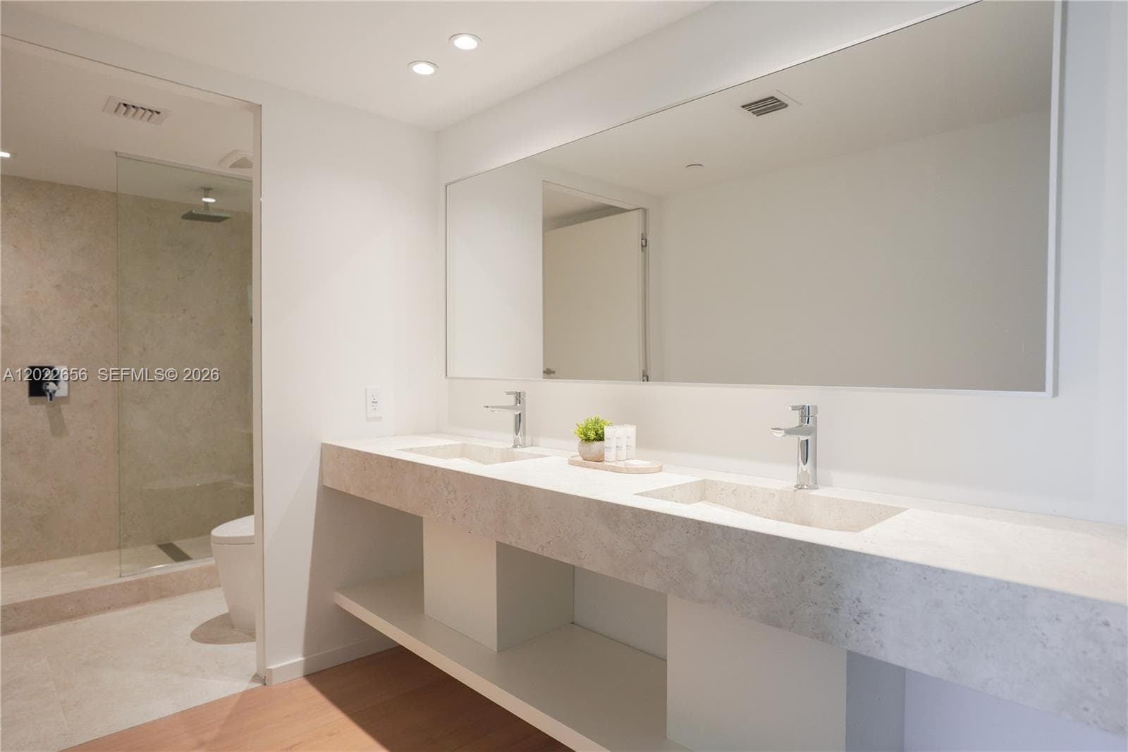 10250 Collins Avenue 412 photo 16