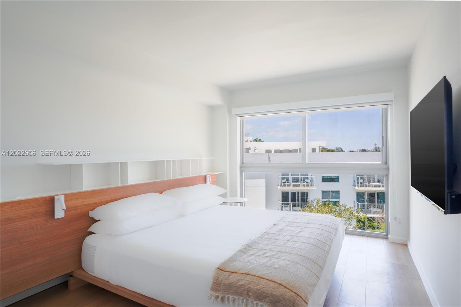 10250 Collins Avenue 412 photo 14