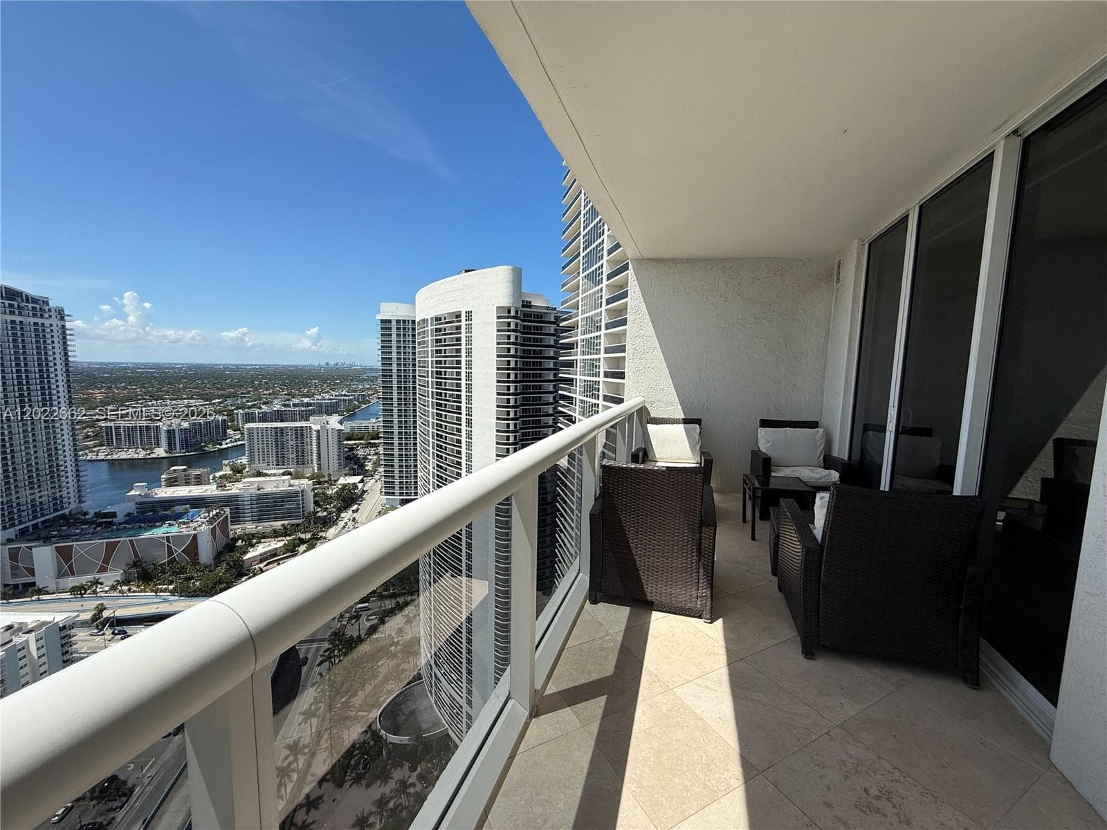1850 OCEAN DR 4009 photo 13