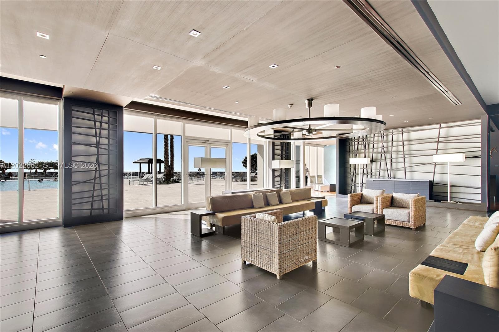 1850 OCEAN DR 4009 photo 22