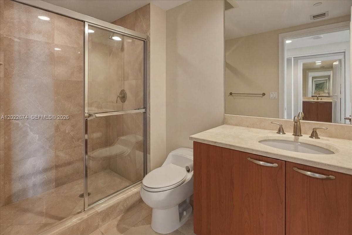 3301 NE 183rd St 2101 photo 17