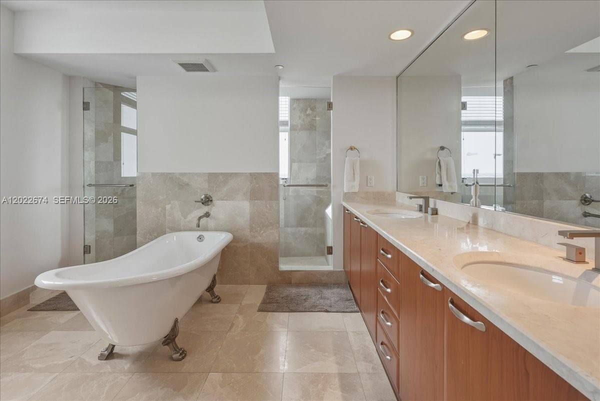 3301 NE 183rd St 2101 photo 12