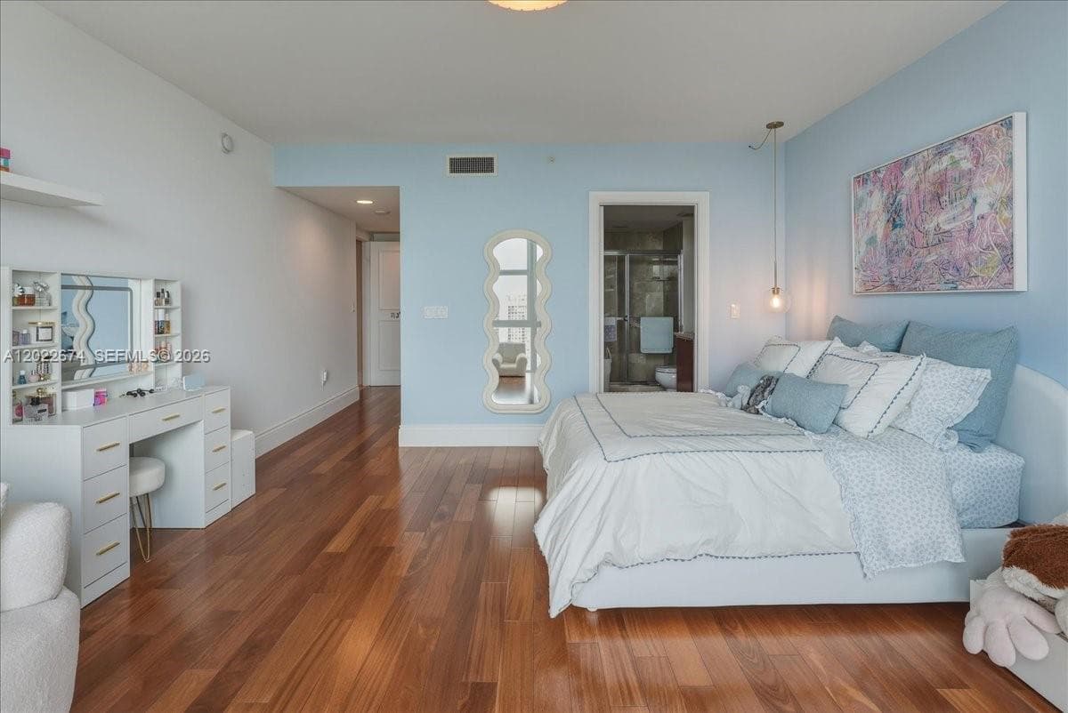 3301 NE 183rd St 2101 photo 19