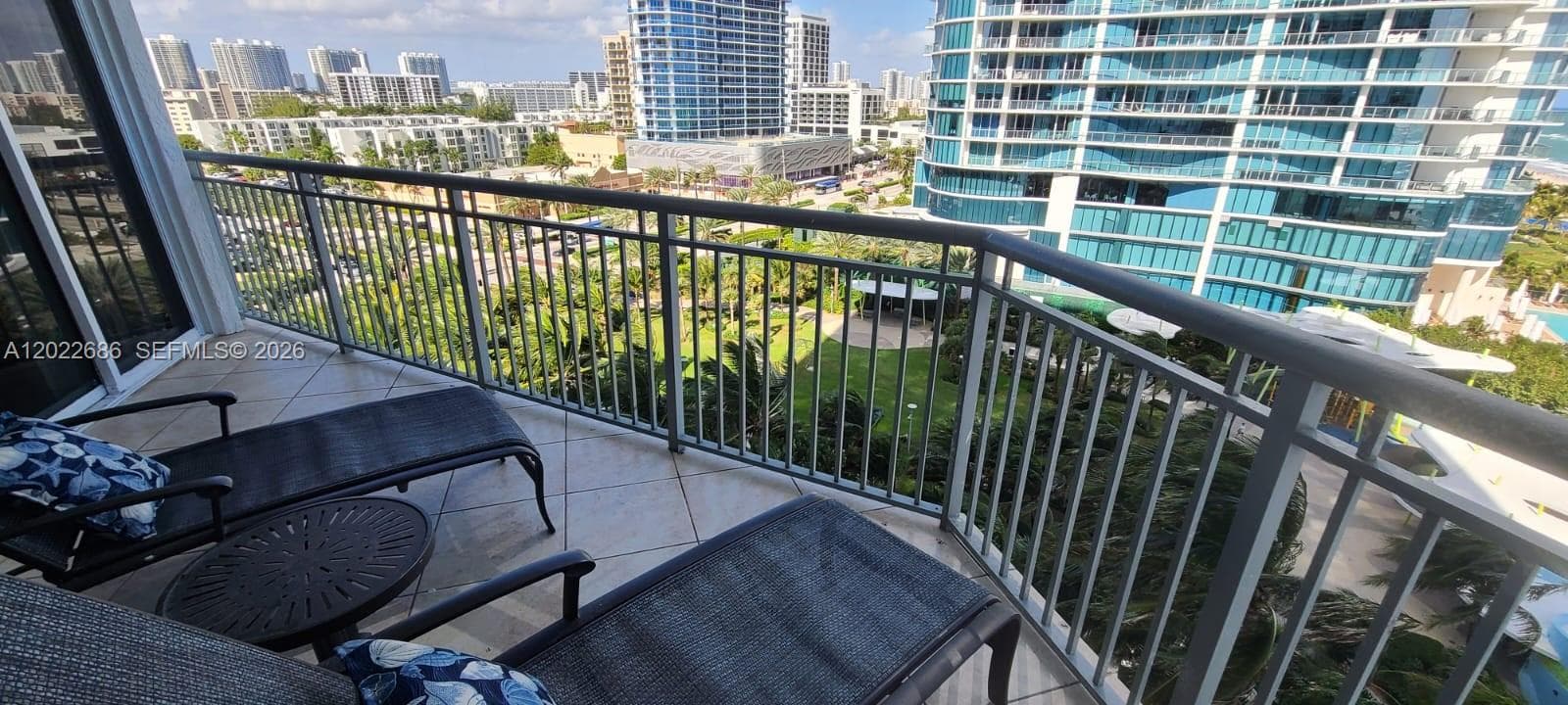 17375 Collins Ave 1007 photo 4
