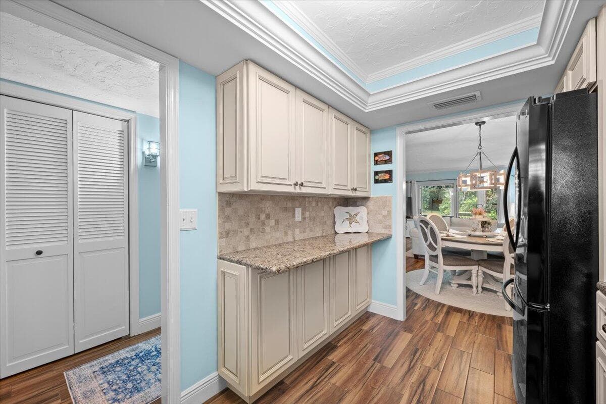 1205 Sandy Lane 145 photo 6